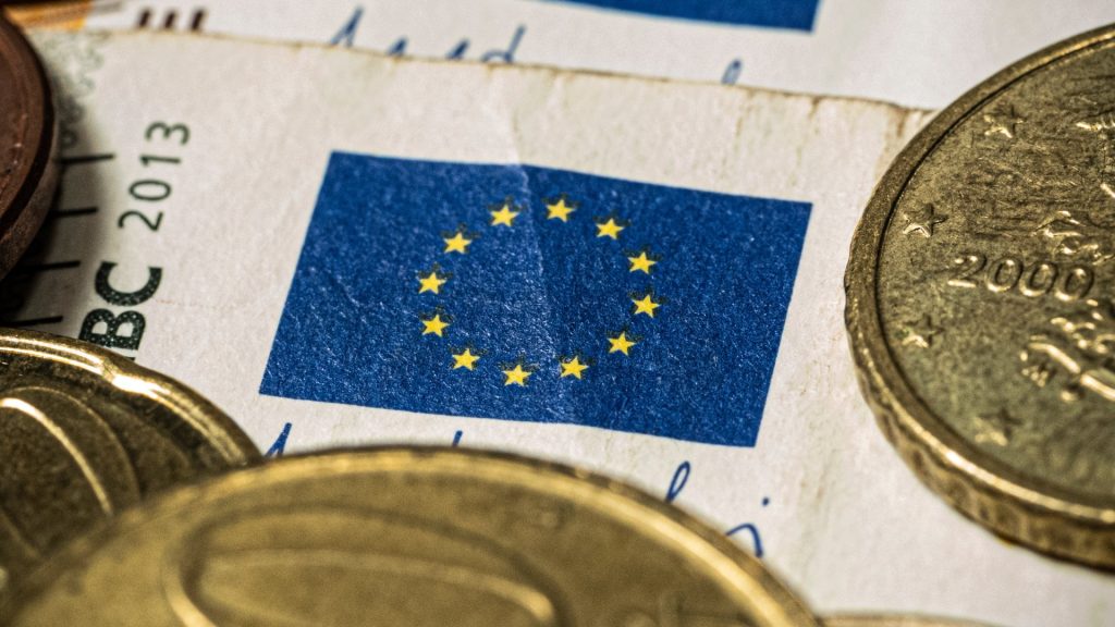 German CPI confirmed at 2.0%, euro drifting, FOMC split over cuts